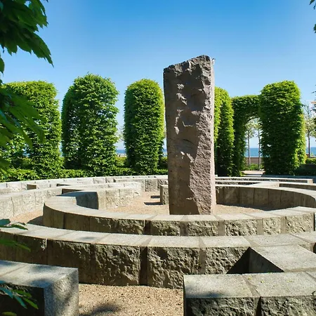 Reethaus Goehren Fewo1 Mit Terrasse Und Kostenfreier Schwimmbadnutzung In Sellin *