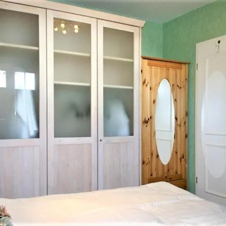 Reethaus Goehren Fewo1 Mit Terrasse Und Kostenfreier Schwimmbadnutzung In Sellin *