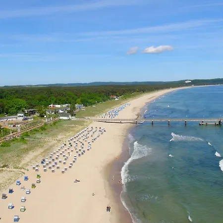 Reethaus Nr 01 Mit Kostenfreier Schwimmbadnutzung In Sellin Goehren (Ruegen)