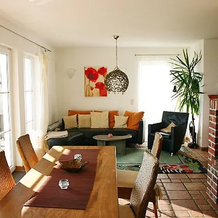 Reethaus Goehren Fewo1 Mit Terrasse Und Kostenfreier Schwimmbadnutzung In Sellin Apartment
